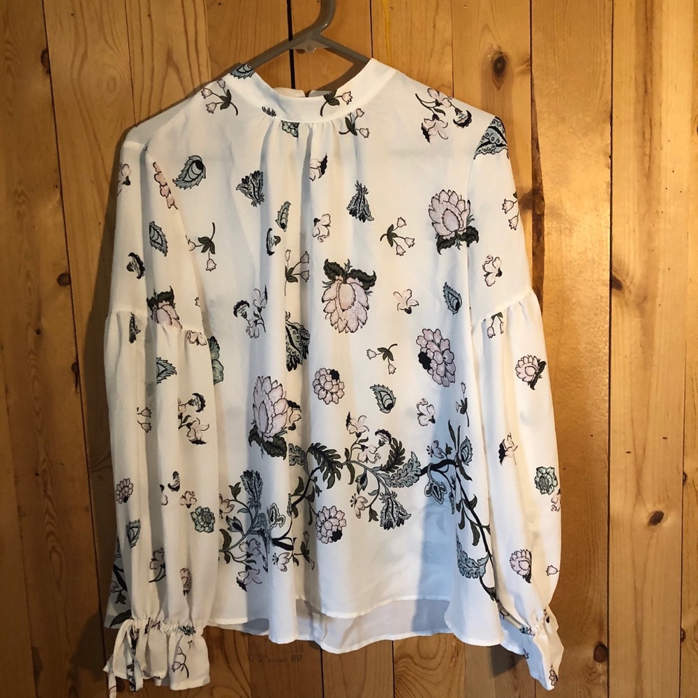 Floral top